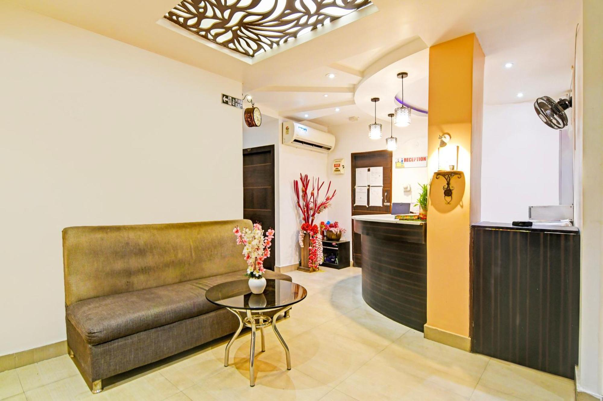Super Hotel O Baguiati Nager Bazaar 외부 사진