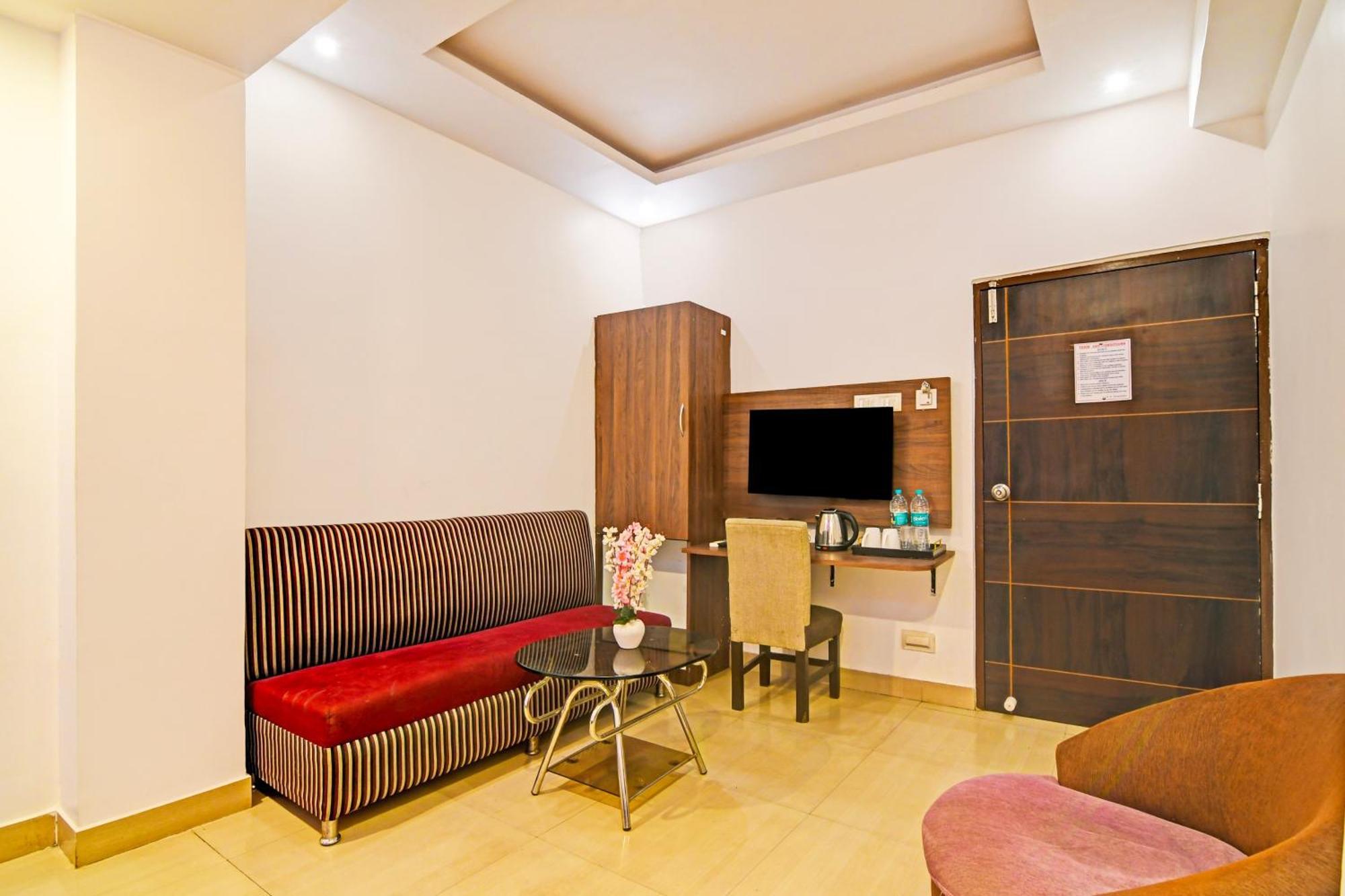 Super Hotel O Baguiati Nager Bazaar 외부 사진