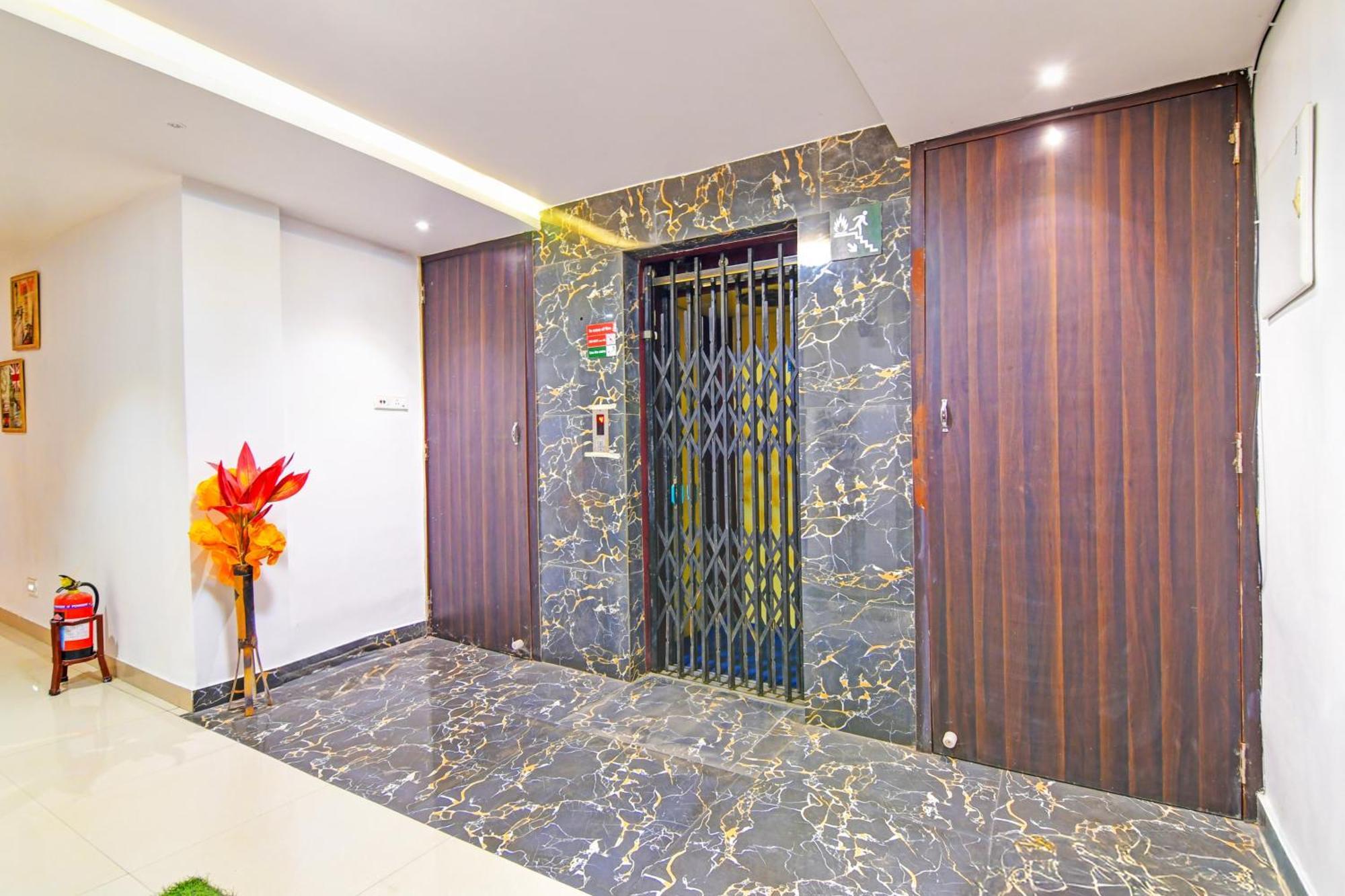 Super Hotel O Baguiati Nager Bazaar 외부 사진